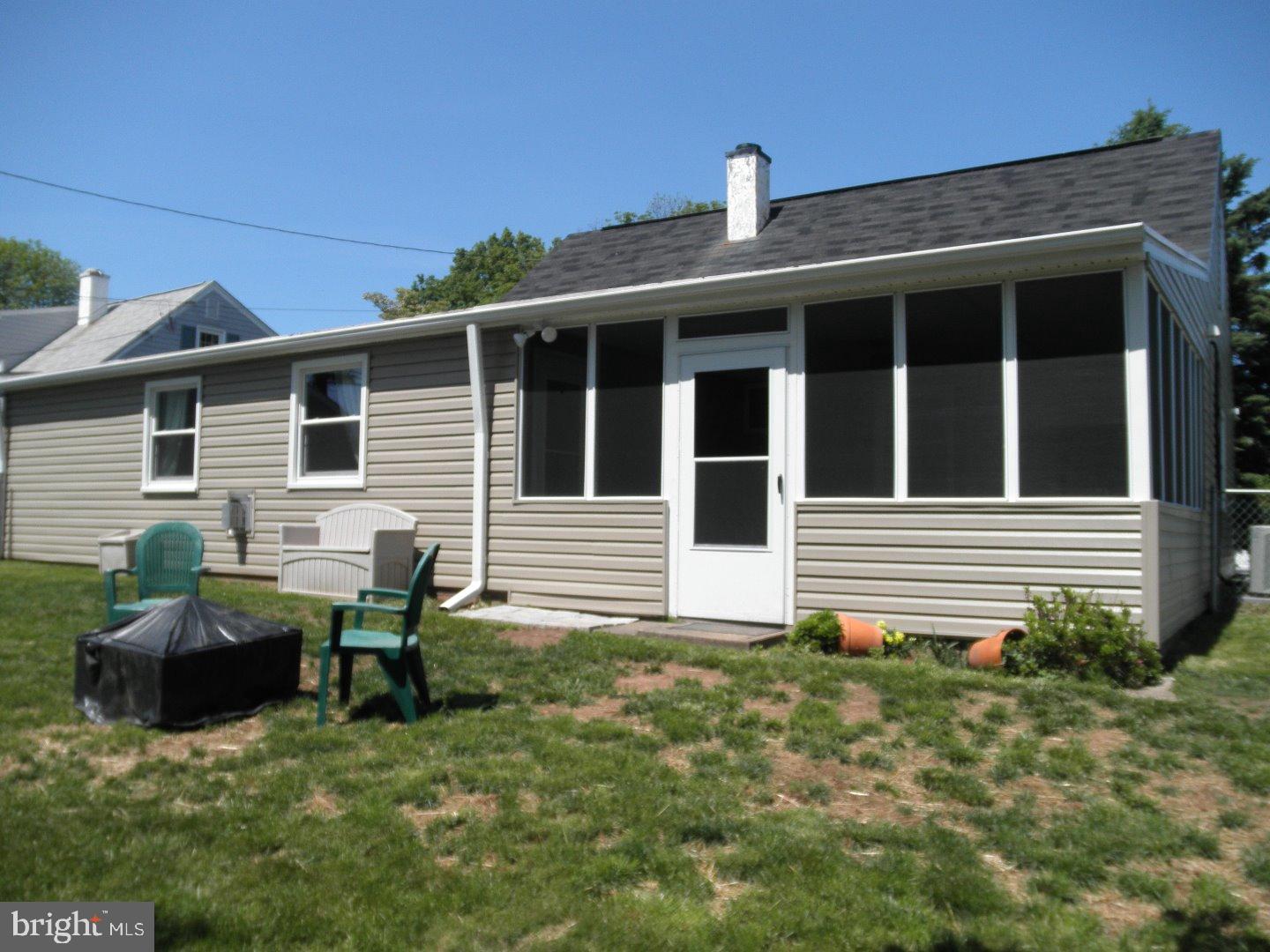 445 Manor Road Hatboro, PA 19040 - Photo 24 of 25 Exterior Back