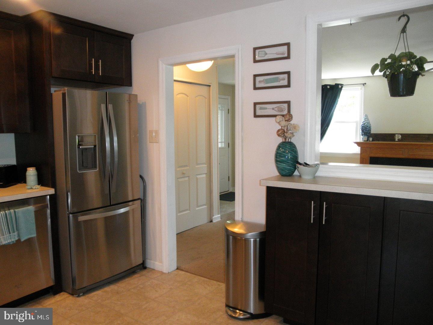 445 Manor Road Hatboro, PA 19040 - Photo 4 of 25 Kitchen