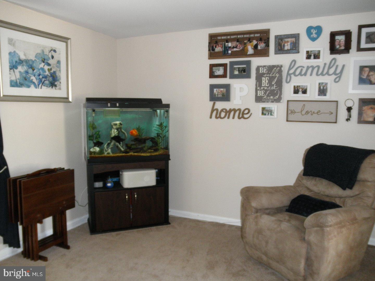 445 Manor Road Hatboro, PA 19040 - Photo 9 of 25 Family Room