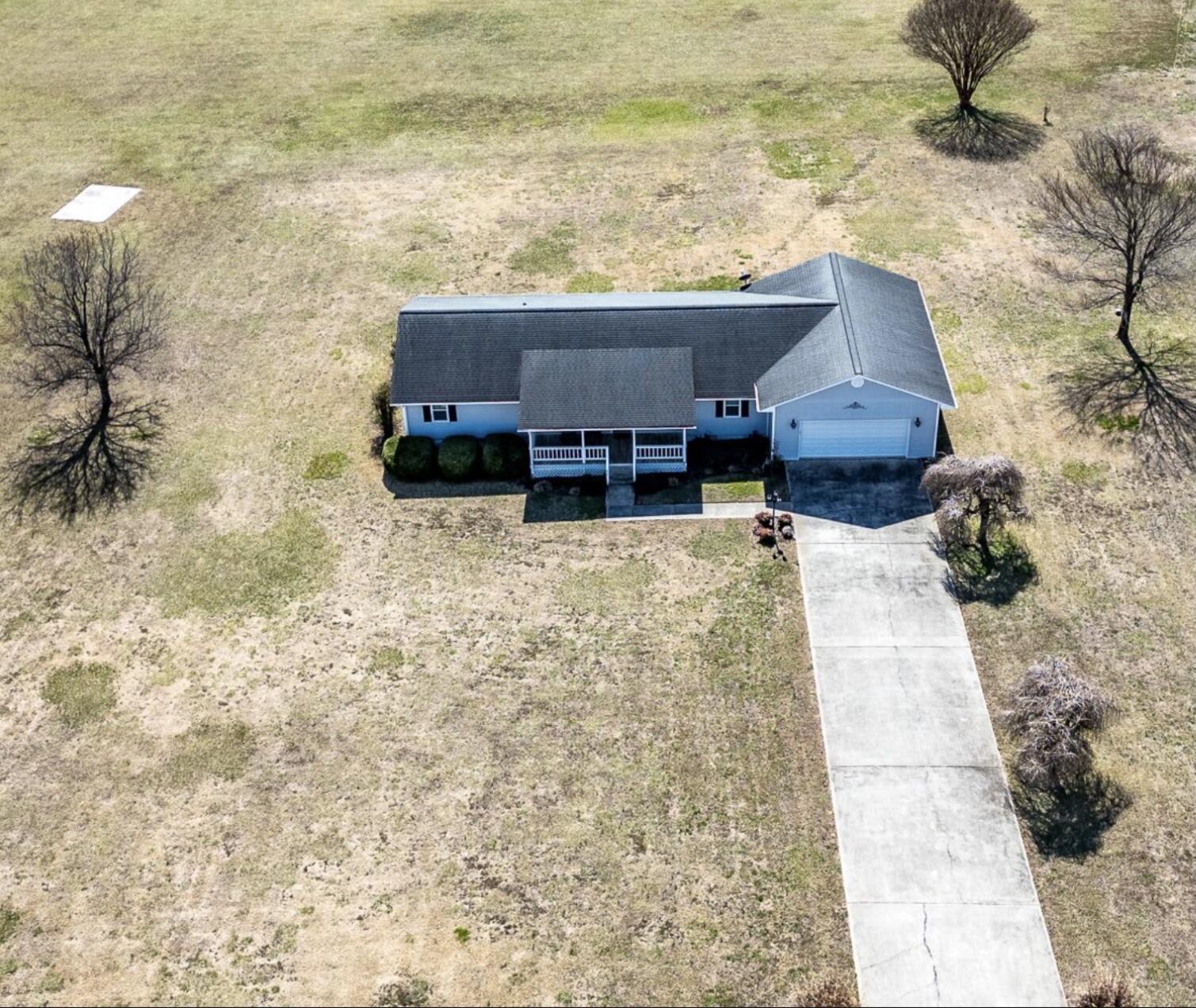 280 Brea Road Dunlap, TN 37327 - Photo 3 of 48 IMG_2538