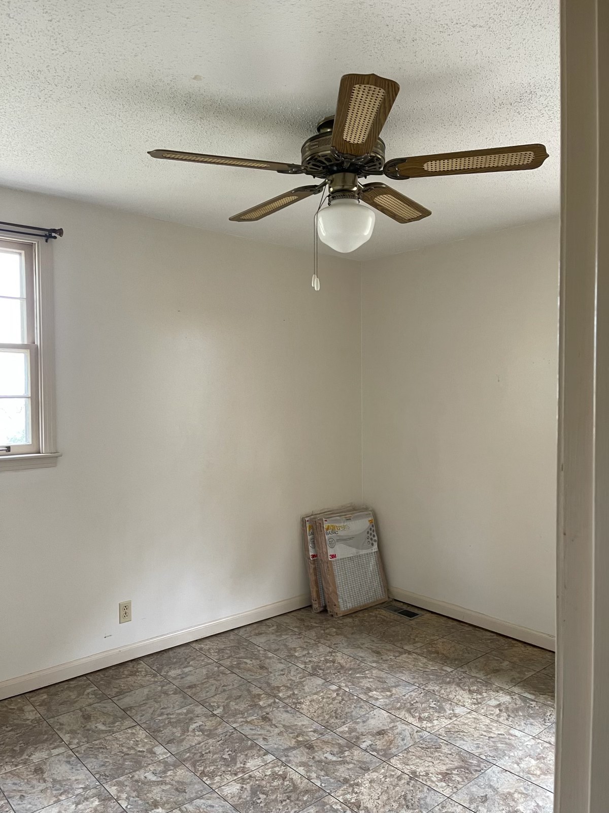 406 Jordan Road Clarksville, TN 37042 - Photo 9 of 13 Gallery Image 9