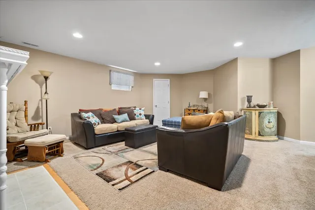 $285,000 | 3509 Bally Ford Drive, Bloomington, IL 61704