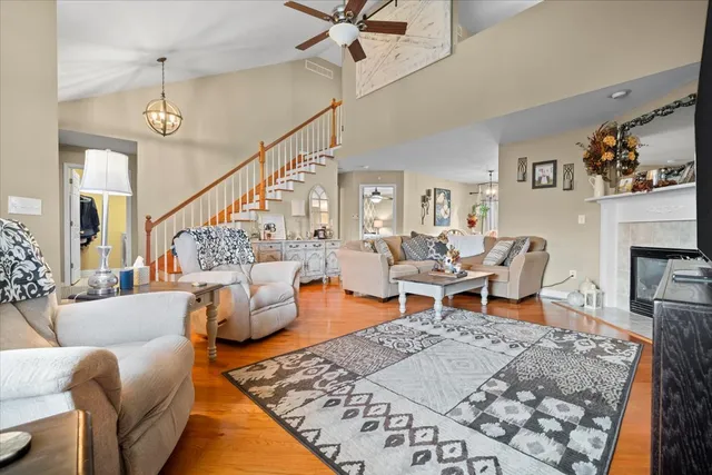 $285,000 | 3509 Bally Ford Drive, Bloomington, IL 61704