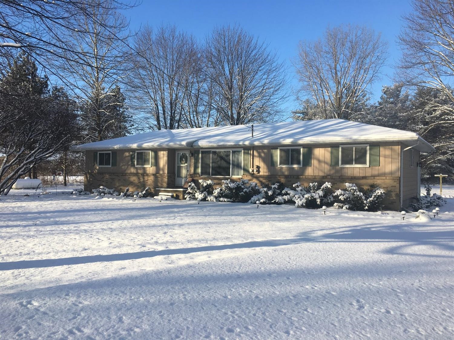 12531 Crowe Road Milan, MI 48160 - Photo 1 of 31 Photo 1