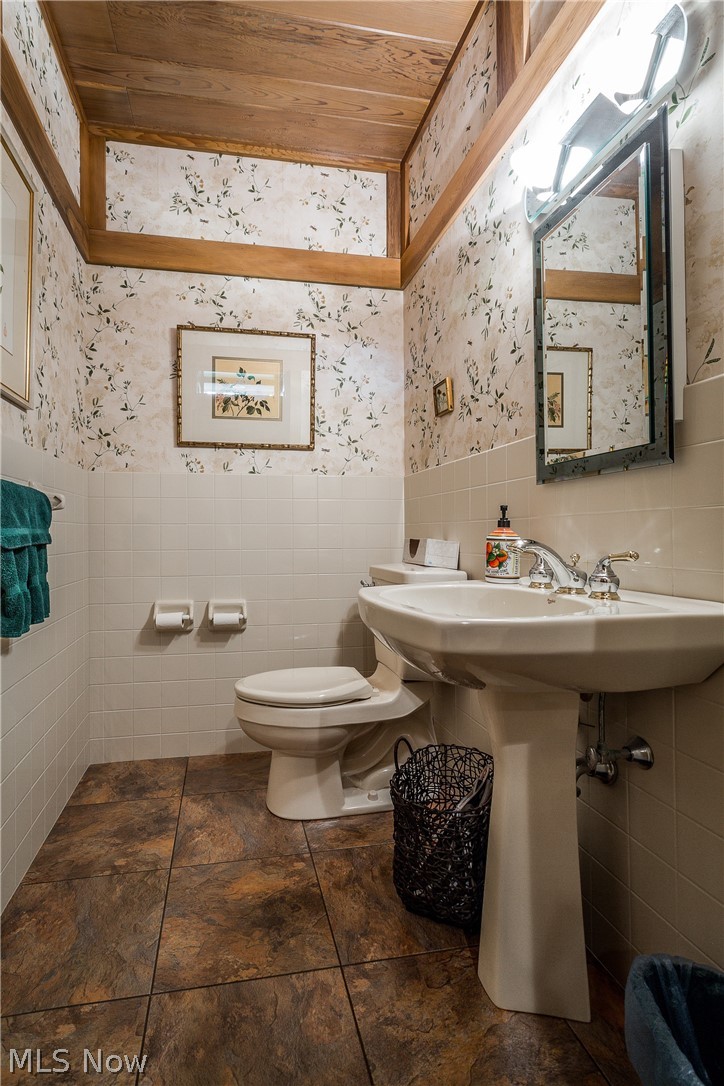 111 South Reeves Avenue Dover, OH 44622 - Photo 34 of 35 Gallery Image 34