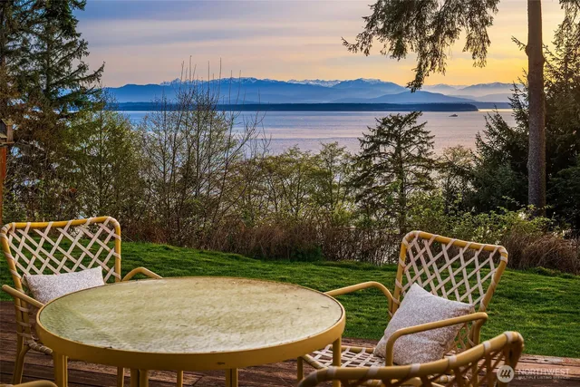 $645,000 | 2180 Inverness Way, Coupeville, WA 98239