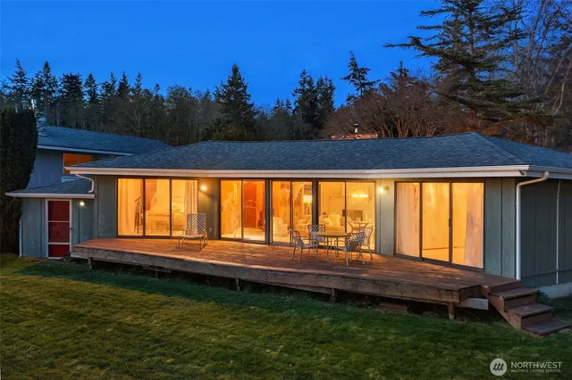 $645,000 | 2180 Inverness Way, Coupeville, WA 98239