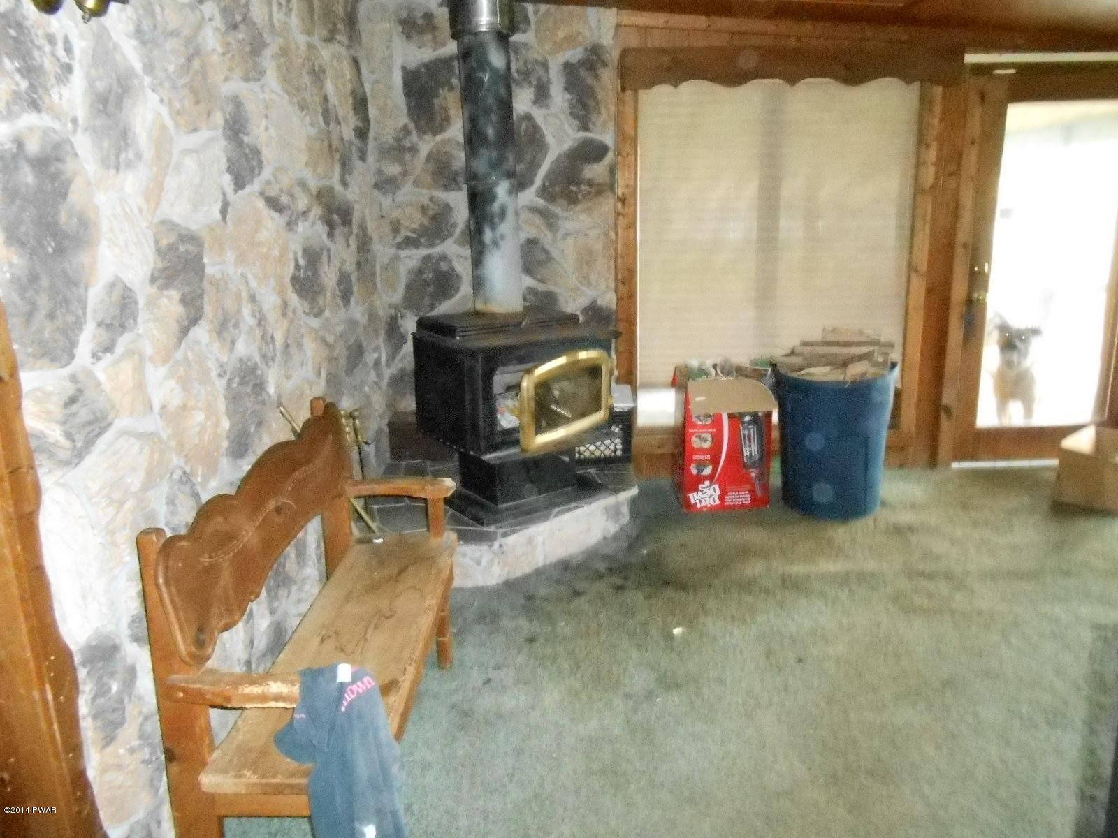 331 Rt 590 Greeley, PA 18425 - Photo 16 of 26
