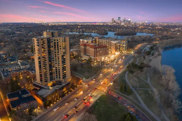 $1,500,000 | 2950 Dean Parkway, Unit 19034, Minneapolis, MN 55416