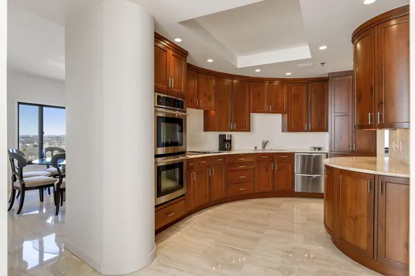 $1,500,000 | 2950 Dean Parkway, Unit 19034, Minneapolis, MN 55416