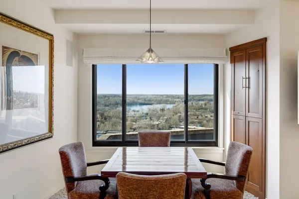 $1,500,000 | 2950 Dean Parkway, Unit 19034, Minneapolis, MN 55416
