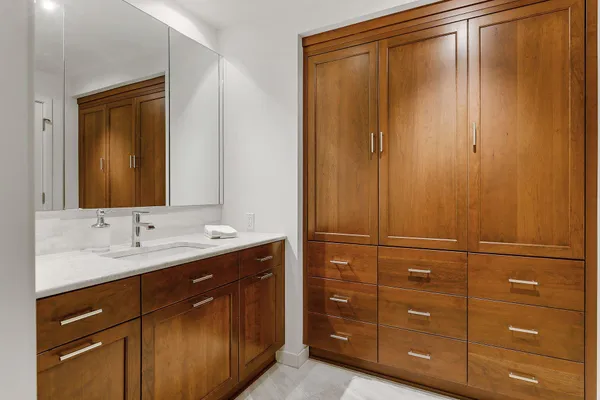 $1,500,000 | 2950 Dean Parkway, Unit 19034, Minneapolis, MN 55416