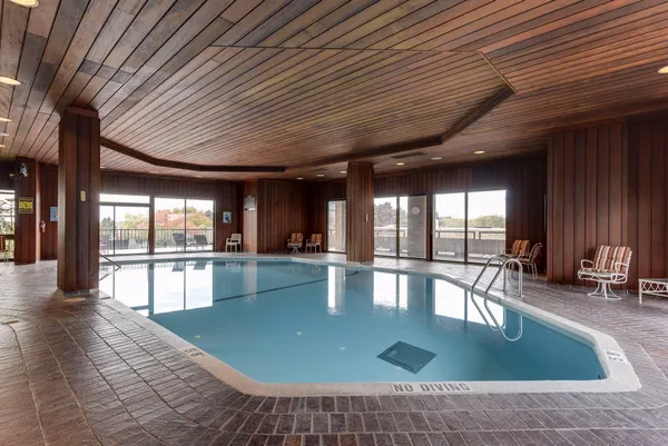 $1,500,000 | 2950 Dean Parkway, Unit 19034, Minneapolis, MN 55416