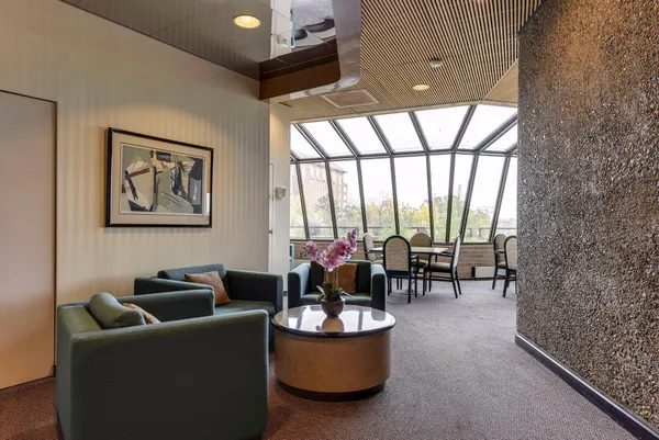 $1,500,000 | 2950 Dean Parkway, Unit 19034, Minneapolis, MN 55416