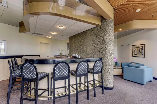 $1,500,000 | 2950 Dean Parkway, Unit 19034, Minneapolis, MN 55416