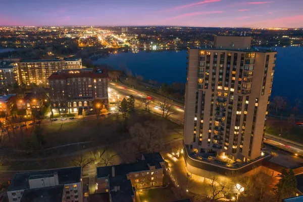 $1,500,000 | 2950 Dean Parkway, Unit 19034, Minneapolis, MN 55416