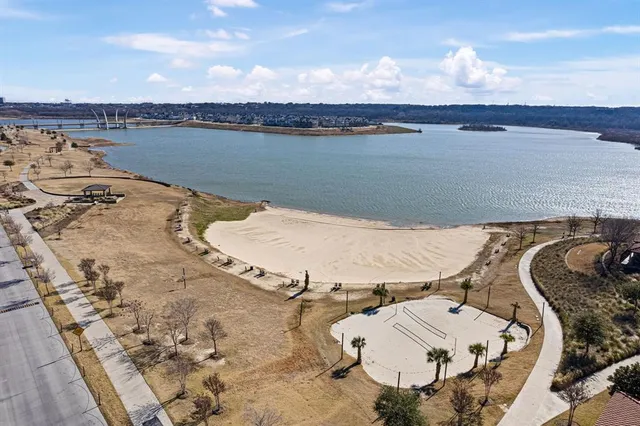 $399,000 | 4335 Fall Blossom Drive, Arlington, TX 76005