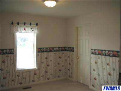 1930 Calais Road Fort Wayne, IN 46814 - Photo 11 of 18 Gallery Image 11