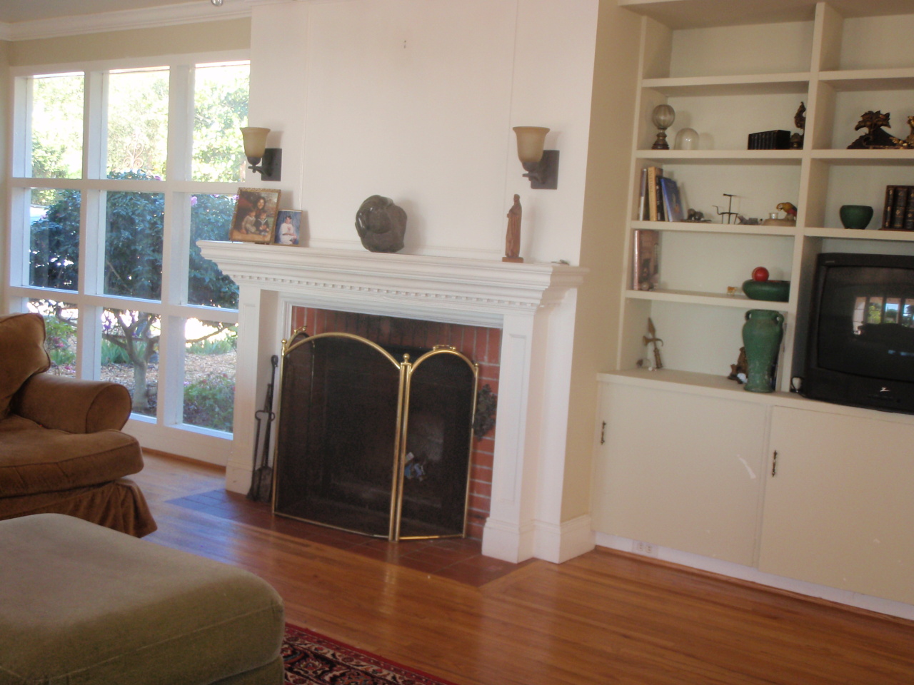 612 Alston Road Santa Barbara, CA 93103 - Photo 8 of 21 a view of livingroom with furniture and a fireplace