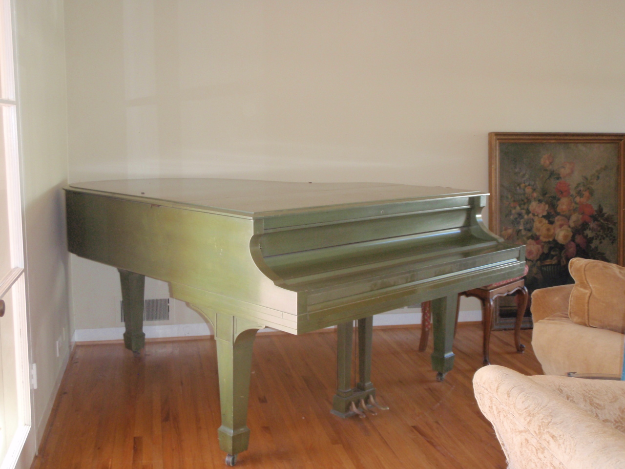 612 Alston Road Santa Barbara, CA 93103 - Photo 9 of 21 a room with furniture and wooden floor
