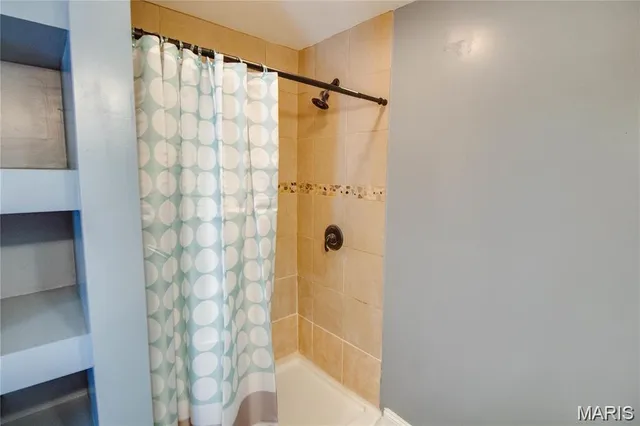 $182,000 | 2216 Woodlawn Avenue, Granite City, IL 62040