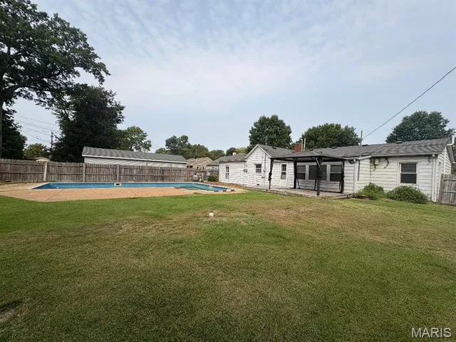 $182,000 | 2216 Woodlawn Avenue, Granite City, IL 62040