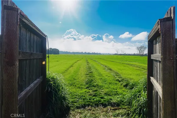 $799,000 | 2044 Highway 140, Merced, CA 95341