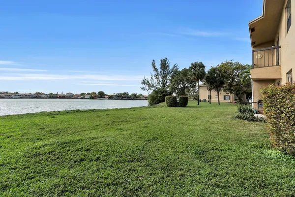 $2,300 | 6715 West 26th Drive, Unit 1016, Hialeah, FL 33016