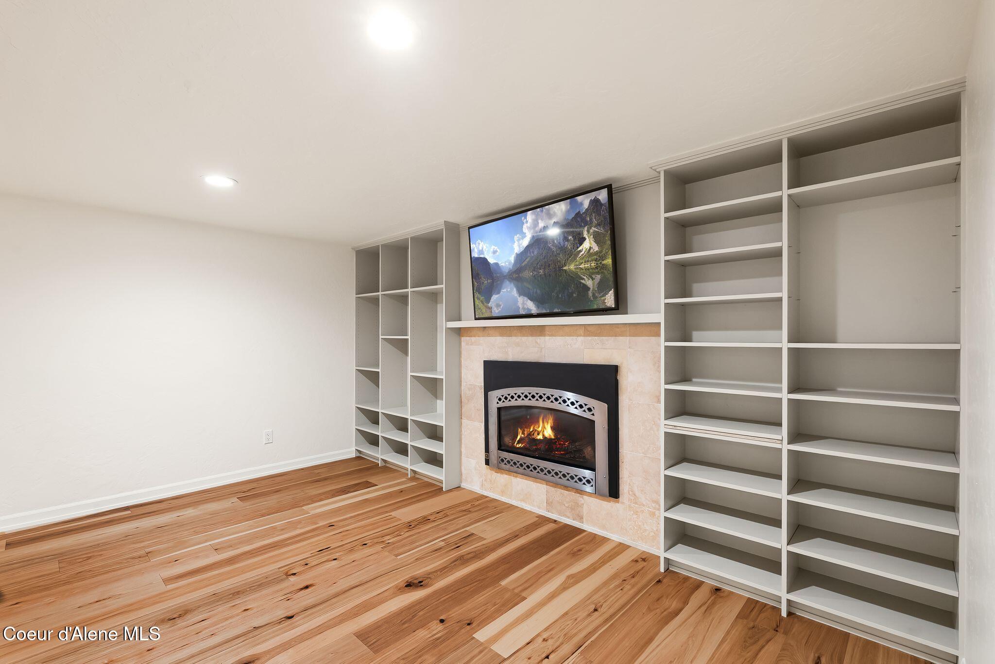 1104 Birch Street Sandpoint, ID 83864 - Photo 39 of 87 Lower Living Room