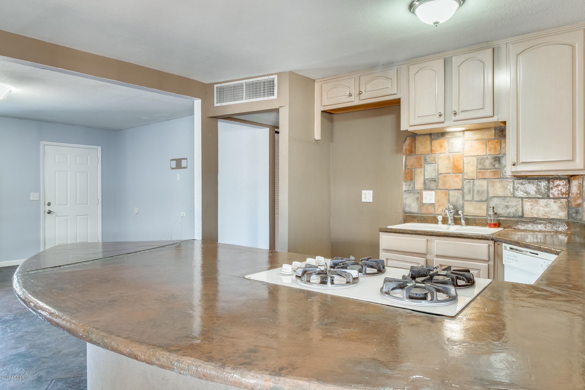 3137 West Wethersfield Road Phoenix, AZ 85029 - Photo 9 of 33