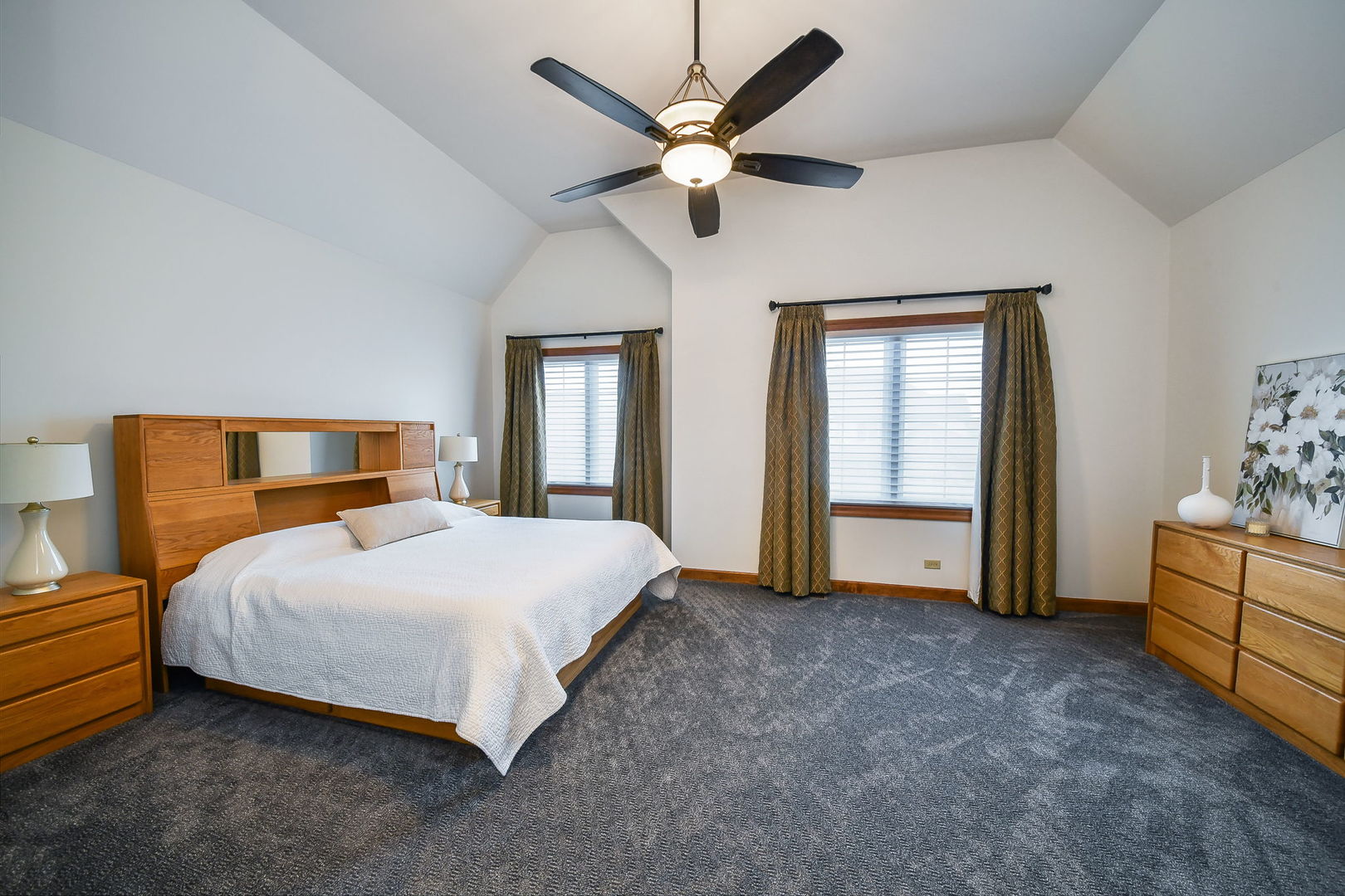 2009 Mackenzie Place, Unit 2009 Wheaton, IL 60187 - Photo 30 of 54