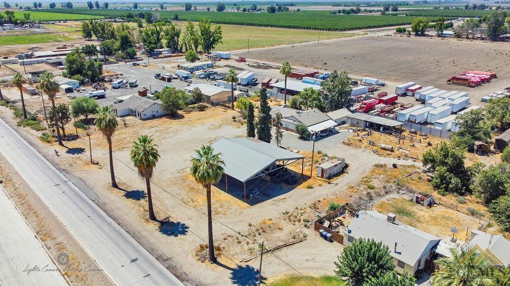 Undisclosed Address Bakersfield, CA 93307 - Photo 6 of 35