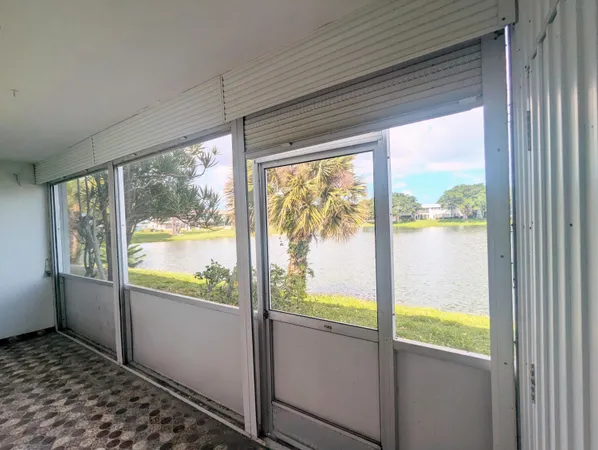 $2,000 | 222 Somerset L, West Palm Beach, FL 33417