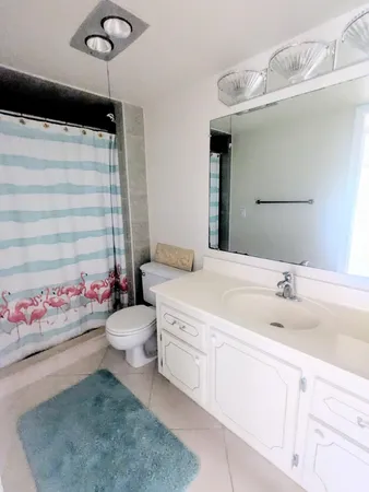 $2,000 | 222 Somerset L, West Palm Beach, FL 33417