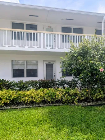 $2,000 | 222 Somerset L, West Palm Beach, FL 33417