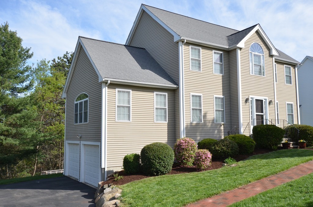 33 Mary Jane Road Franklin, MA 02038 - Photo 1 of 21 Gallery Image 1