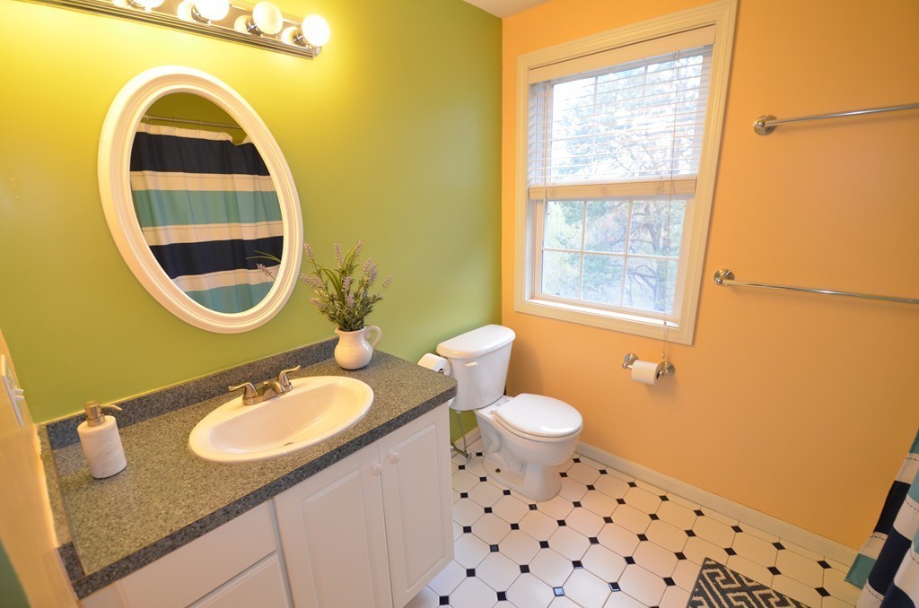 33 Mary Jane Road Franklin, MA 02038 - Photo 13 of 21 Gallery Image 13
