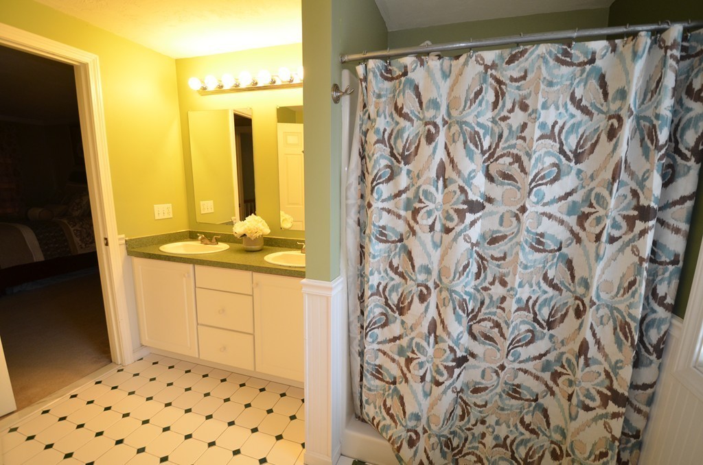 33 Mary Jane Road Franklin, MA 02038 - Photo 15 of 21 Gallery Image 15