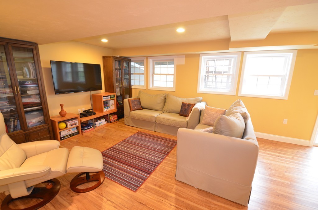 33 Mary Jane Road Franklin, MA 02038 - Photo 16 of 21 Gallery Image 16