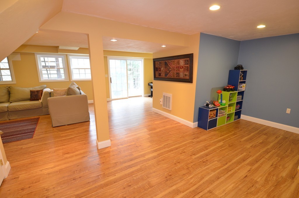 33 Mary Jane Road Franklin, MA 02038 - Photo 17 of 21 Gallery Image 17