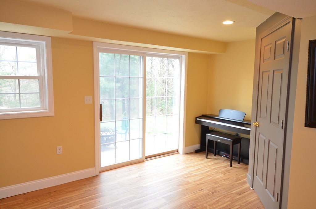 33 Mary Jane Road Franklin, MA 02038 - Photo 18 of 21 Gallery Image 18