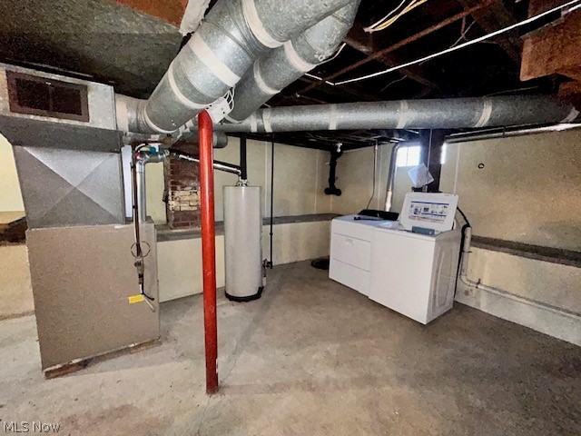 567 Fouse Avenue Akron, OH 44310 - Photo 14 of 19 laundry and hobby/workspace