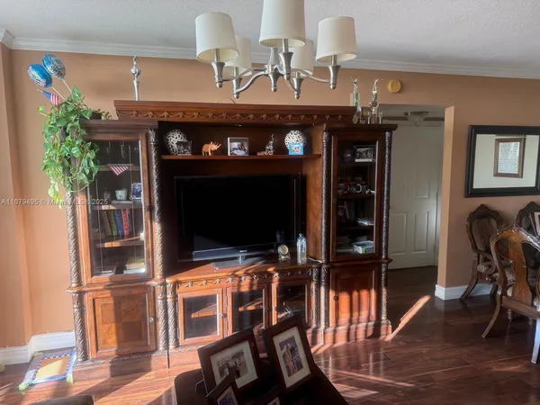 $3,200 | 2665 Southwest 37th Avenue, Unit 1112, Miami, FL 33133