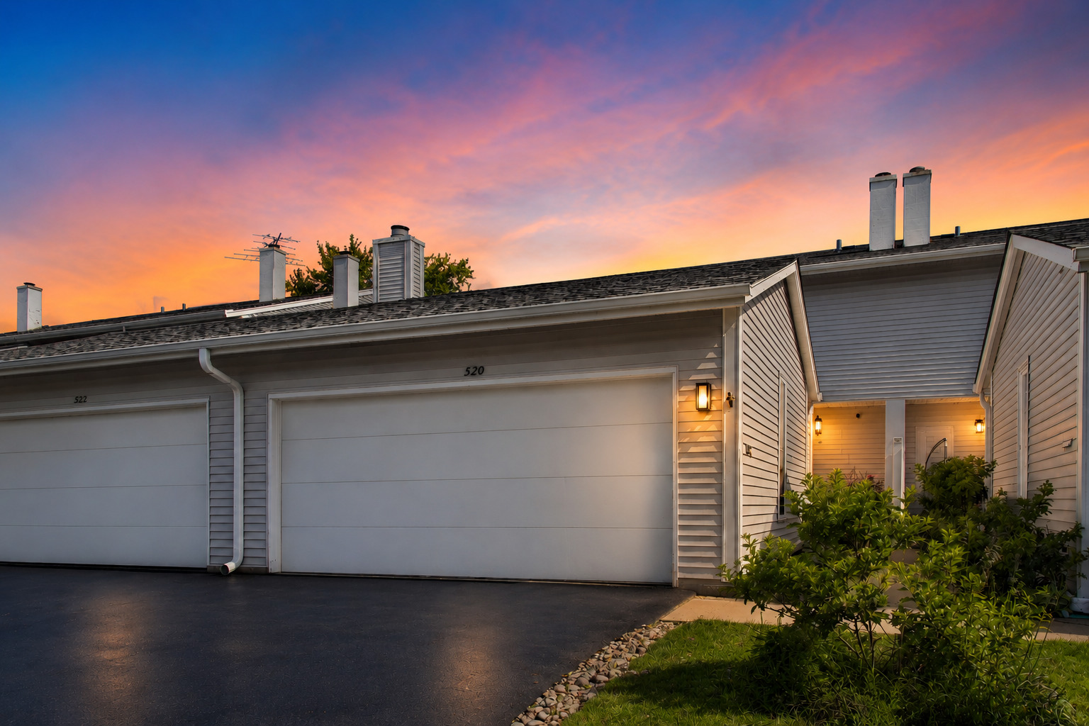 520 Hummingbird Lane Deerfield, IL 60015 - Photo 1 of 42