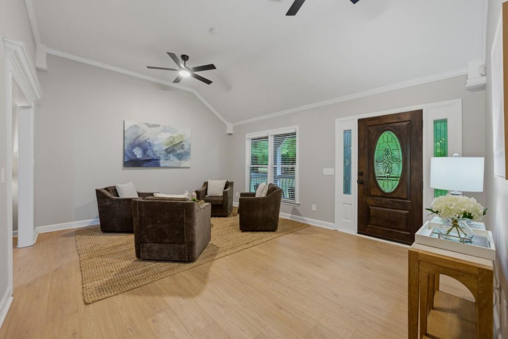 542 Knox Chapel Road Social Circle, GA 30025 - Photo 5 of 52 a living room with furniture