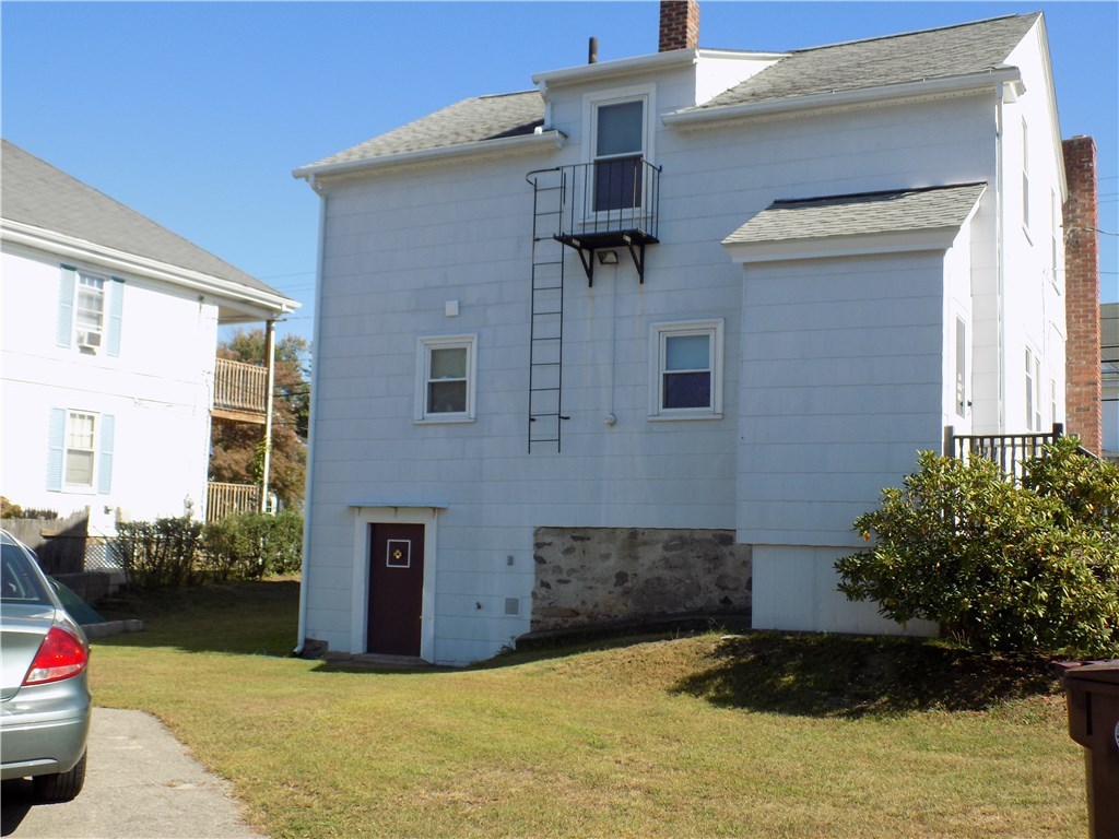 485 Providence Street Woonsocket, RI 02895 - Photo 3 of 15 Gallery Image 3