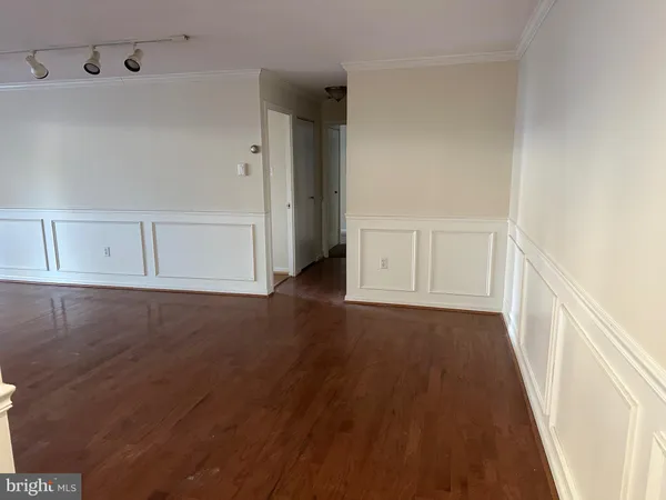 $2,400 | 1637 Oakwood Drive, Unit S105, Penn Valley, PA 19072