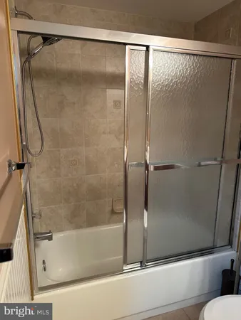 $2,400 | 1637 Oakwood Drive, Unit S105, Penn Valley, PA 19072