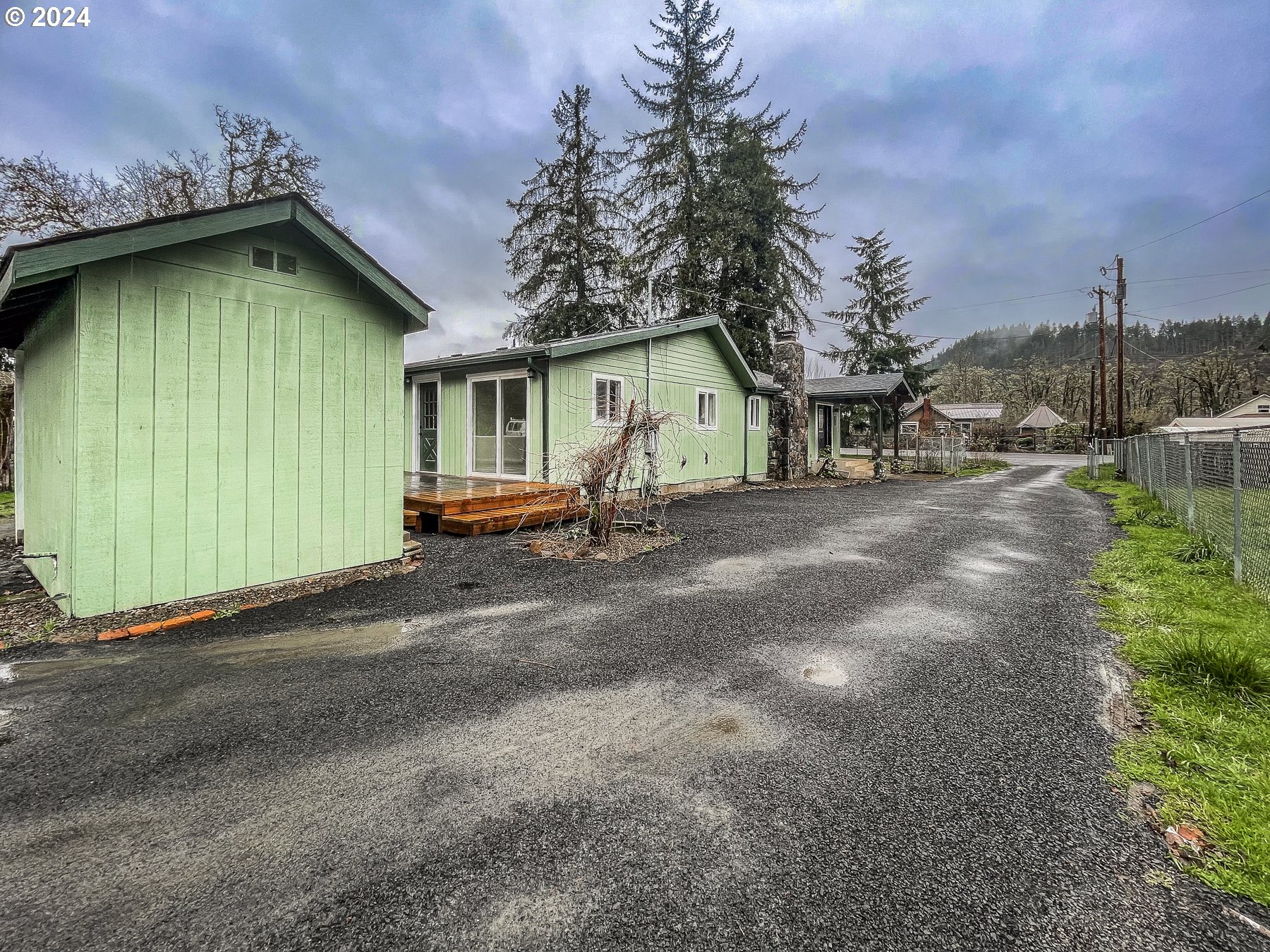 77859 Mosby Creek Road Cottage Grove, OR 97424 - Photo 4 of 37 Gallery Image 4