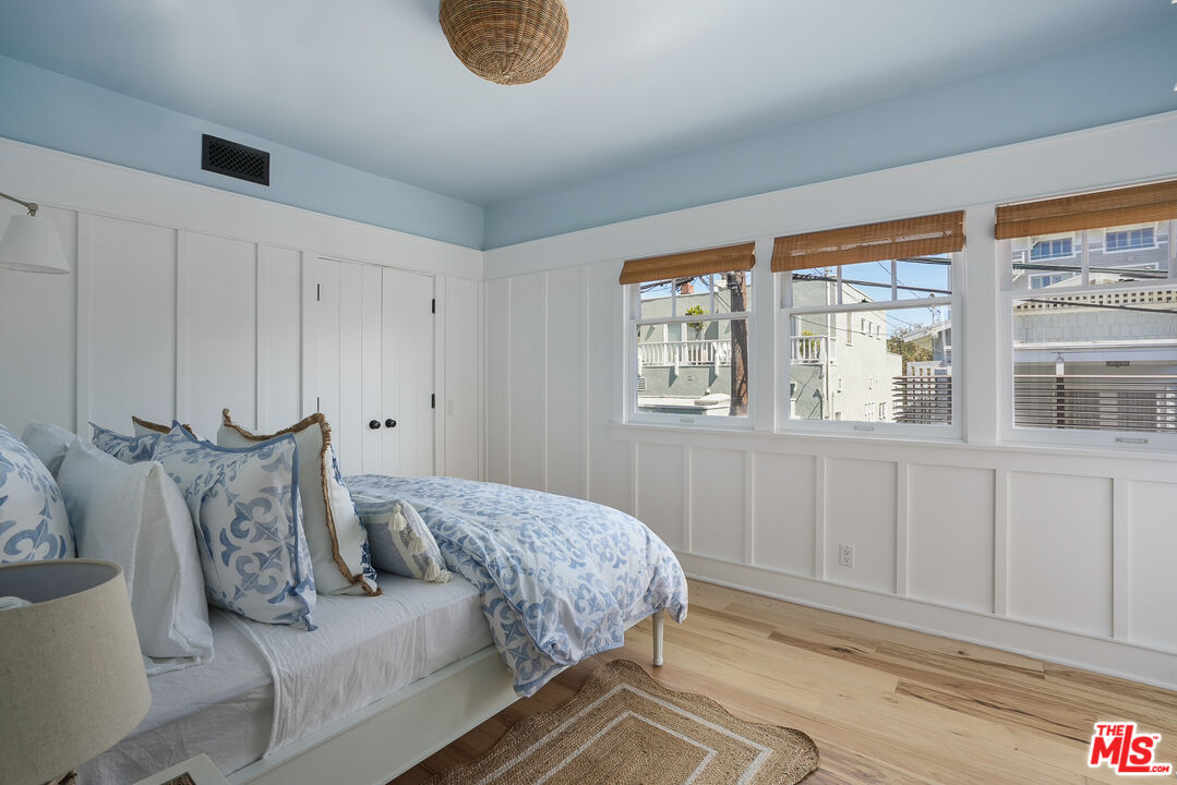 12 Seaview Terrace, Unit GUEST Santa Monica, CA 90401 - Photo 13 of 26